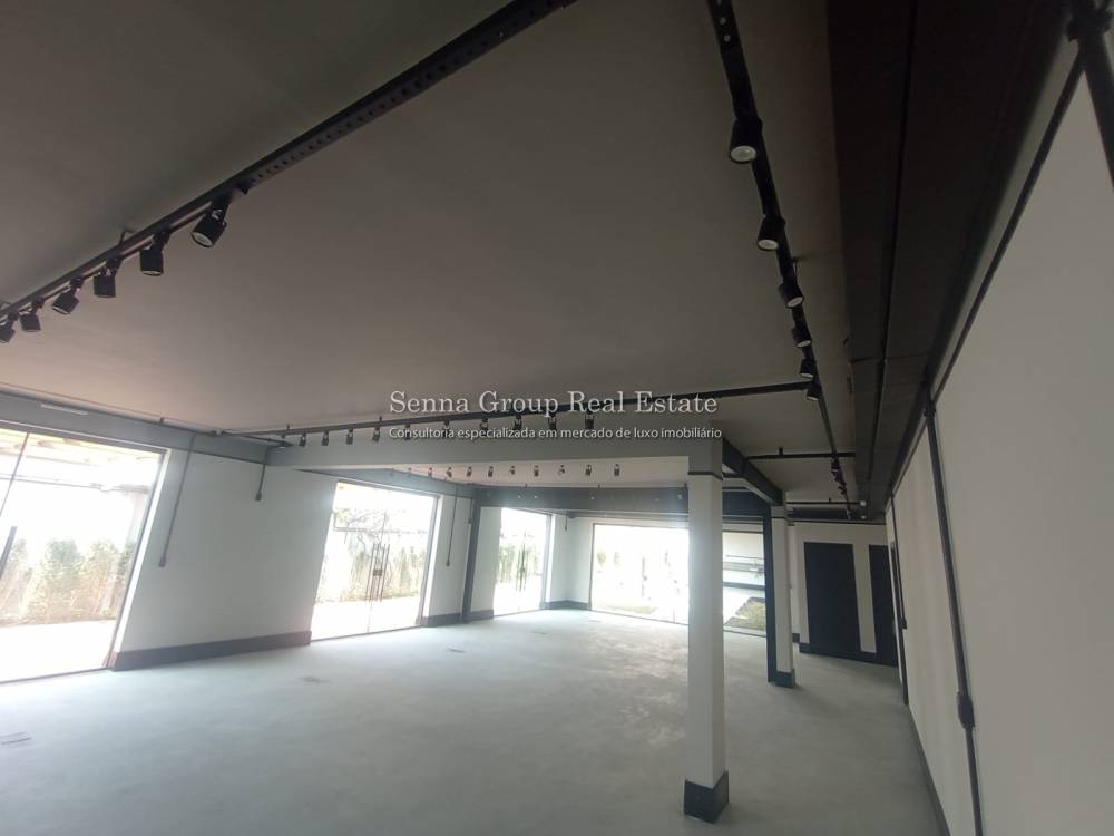 Casa Comercial à venda na Avenida Lineu de Paula MachadoJardim Everest - casa-comercial-jardim-everest-sao-paulo-103904-0.jpeg