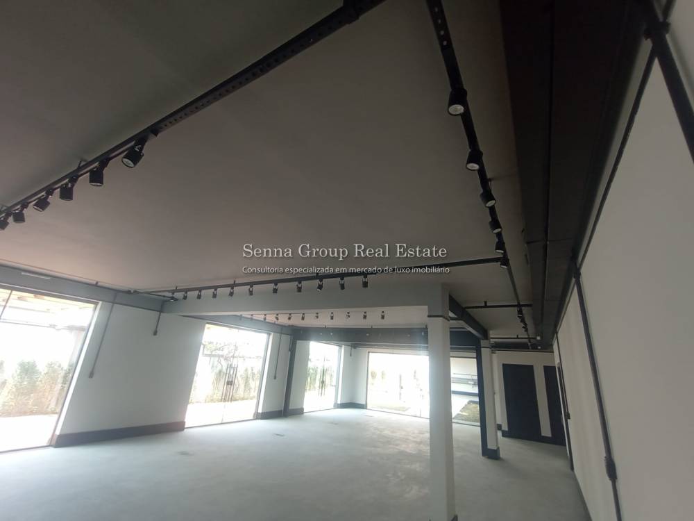 Casa Comercial à venda na Avenida Lineu de Paula MachadoJardim Everest - casa-comercial-jardim-everest-sao-paulo-103904-1.jpeg