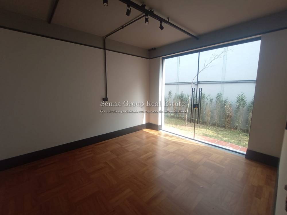 Casa Comercial à venda na Avenida Lineu de Paula MachadoJardim Everest - casa-comercial-jardim-everest-sao-paulo-103904-3.jpeg
