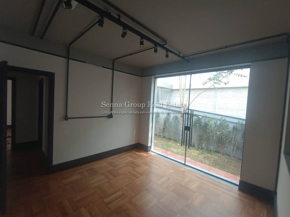 Casa Comercial à venda na Avenida Lineu de Paula MachadoJardim Everest - casa-comercial-jardim-everest-sao-paulo-103904-4.jpeg
