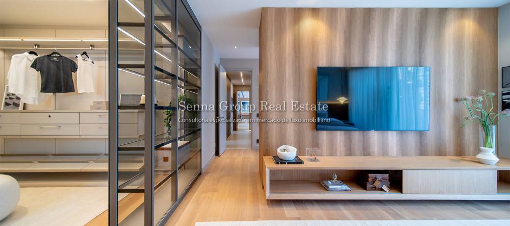 Apartamento à venda na Rua Jorge CoelhoItaim - 999-apartamento-itaim-sao-paulo-180930-0.jpg