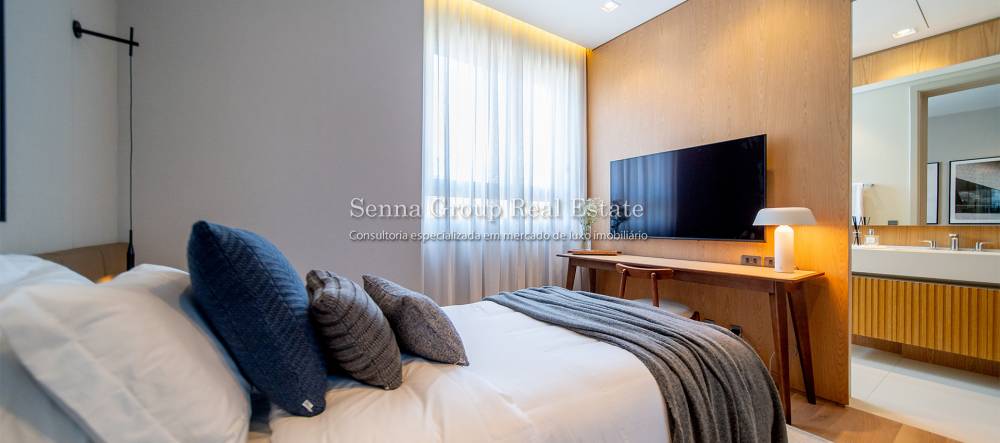 Apartamento à venda na Rua Jorge CoelhoItaim - 999-apartamento-itaim-sao-paulo-181003-0.jpg