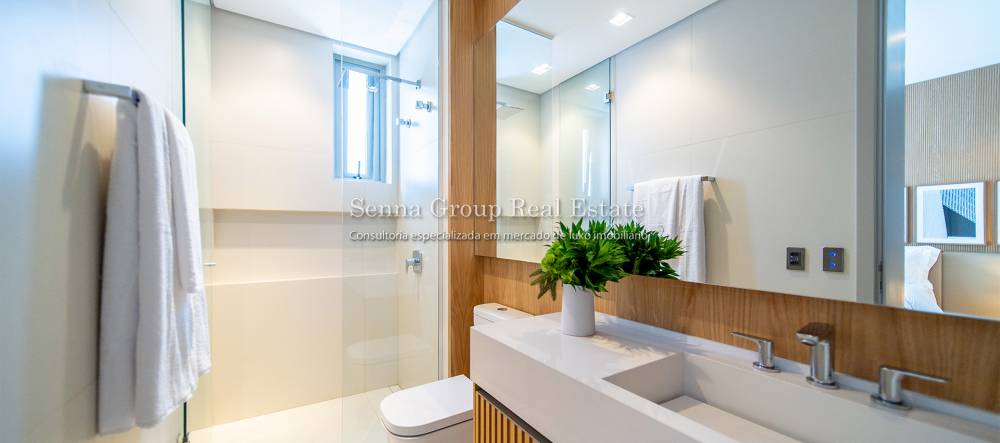 Apartamento à venda na Rua Jorge CoelhoItaim - 999-apartamento-itaim-sao-paulo-181026-0.jpg
