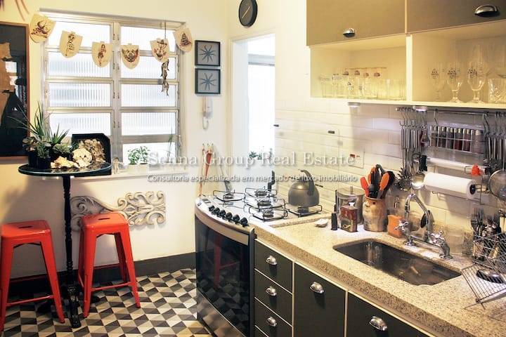 Apartamento à venda na Avenida Professor Alfonso BoveroSumaré - 999-apartamento-sumare-sao-paulo-151845-0.jpeg