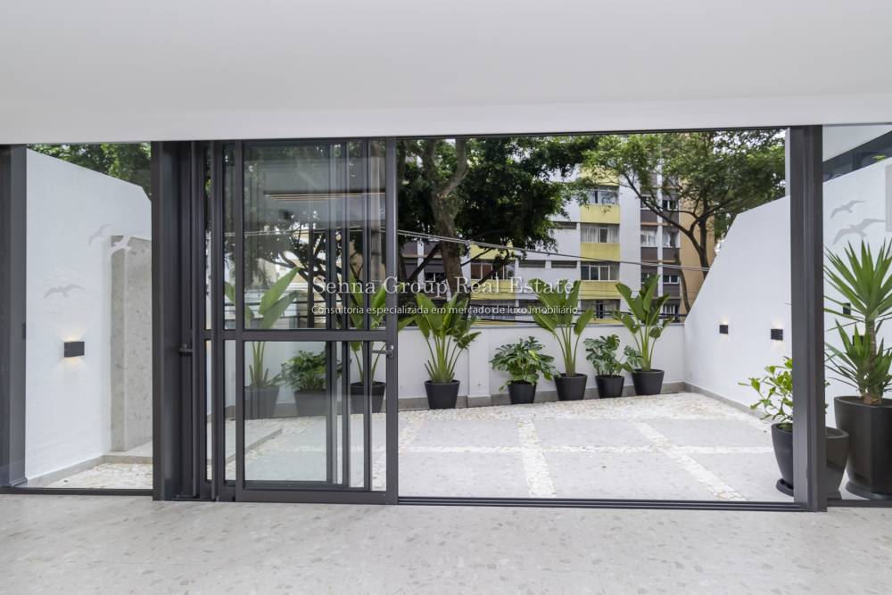 Apartamento à venda na Rua Dona VeridianaHigienópolis - 999-apartamento-higienopolis-sao-paulo-144201-0.jpg
