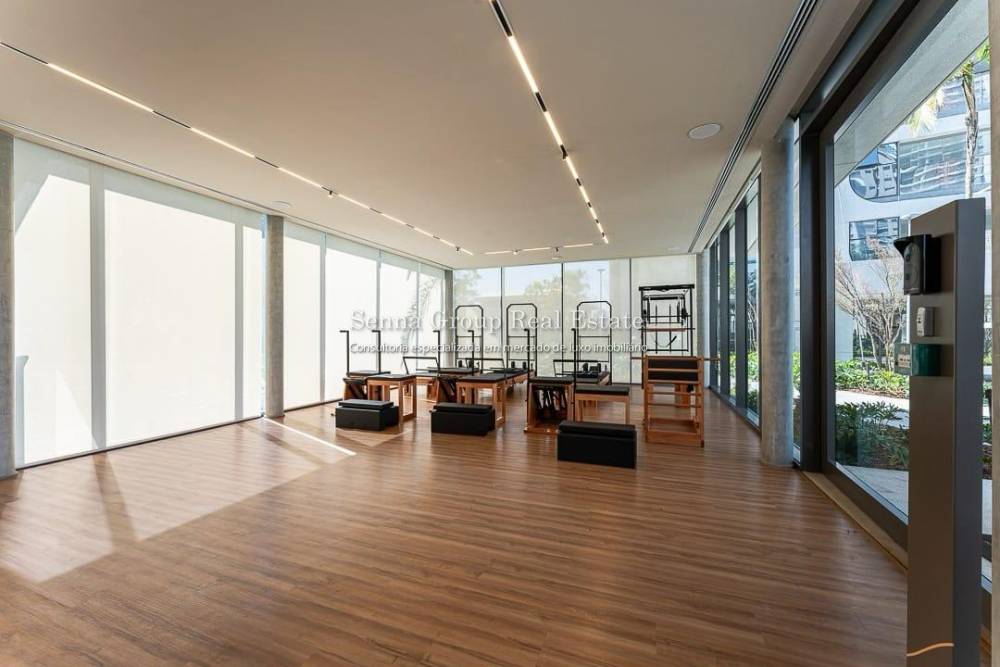 Apartamento à venda na Avenida Major Sylvio de Magalhães PadilhaJardim Morumbi - 999-apartamento-jardim-morumbi-sao-paulo-122651-0.jpeg