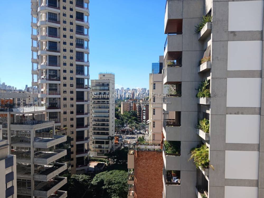 Apartamento à venda na Rua ItacemaItaim Bibi - 999-apartamento-itaim-bibi-sao-paulo-093133-0.jpeg