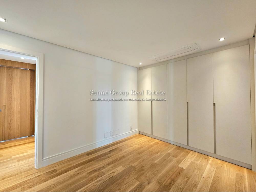 Apartamento à venda na Rua Gabriele D'AnnunzioCampo Belo - 999-apartamento-campo-belo-sao-paulo-174556-1.jpg