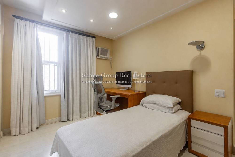 Casa à venda na Avenida Lopes de AzevedoJardim Guedala - 999-casa-jardim-guedala-sao-paulo-155418-2.jpeg