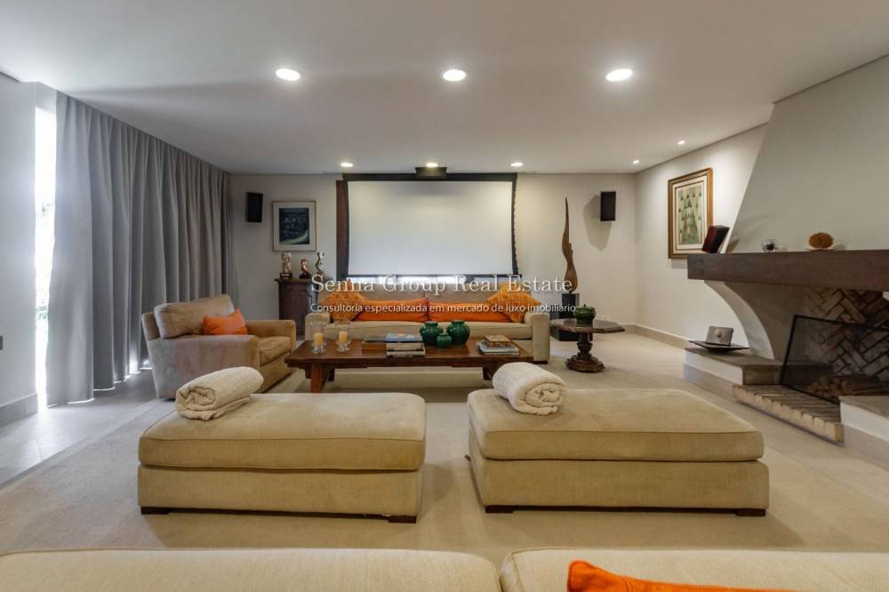 Casa à venda na Avenida Lopes de AzevedoJardim Guedala - 999-casa-jardim-guedala-sao-paulo-155419-10.jpeg