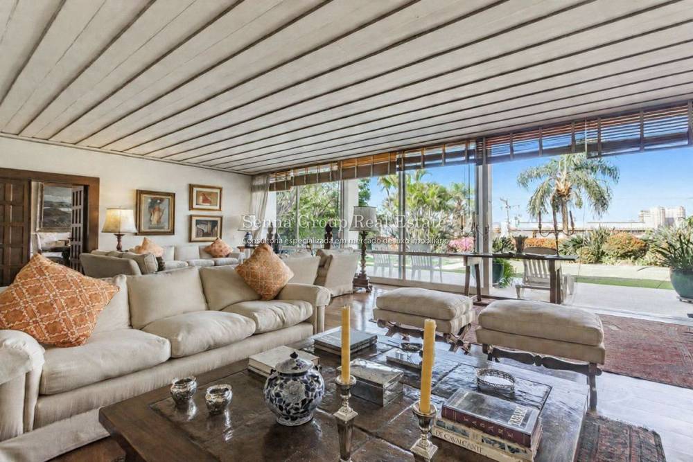 Casa à venda na Avenida Lopes de AzevedoJardim Guedala - 999-casa-jardim-guedala-sao-paulo-155420-16.jpeg