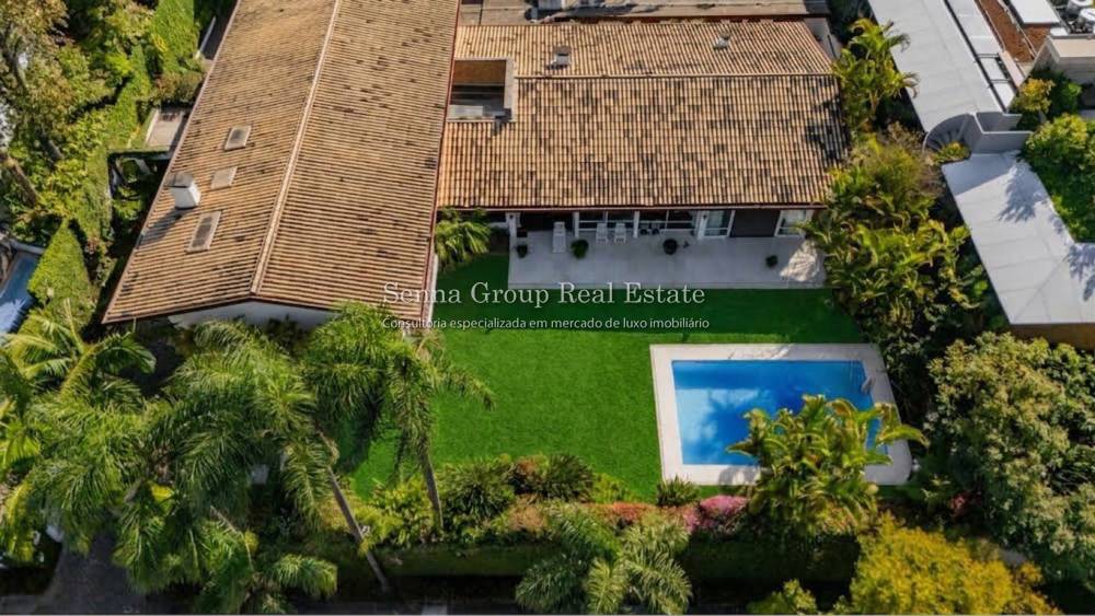 Casa à venda na Avenida Lopes de AzevedoJardim Guedala - 999-casa-jardim-guedala-sao-paulo-155420-17.jpeg