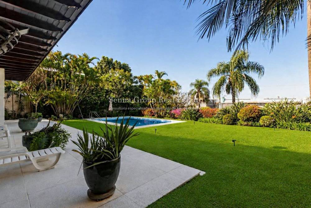 Casa à venda na Avenida Lopes de AzevedoJardim Guedala - 999-casa-jardim-guedala-sao-paulo-155420-19.jpeg