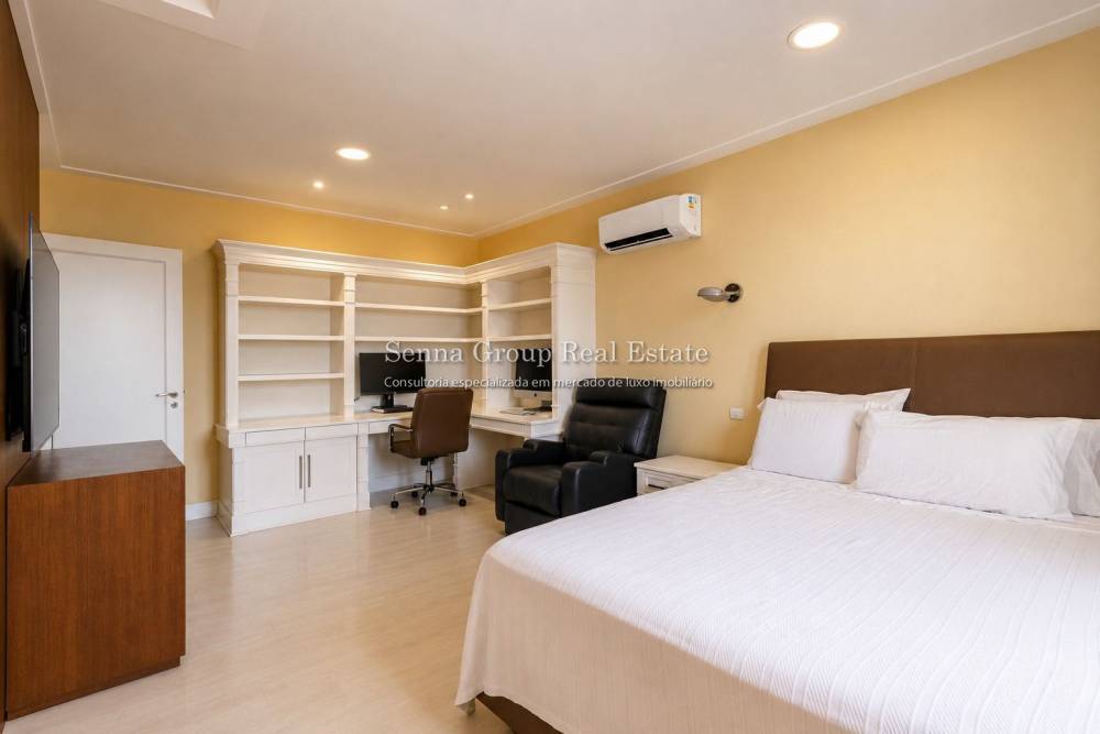 Casa à venda na Avenida Lopes de AzevedoJardim Guedala - casa-jardim-guedala-sao-paulo-155357-17.jpeg